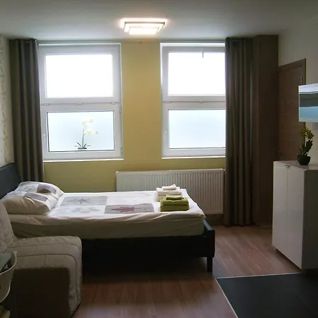 Apartment Villa Ksenija Ostend Room photo